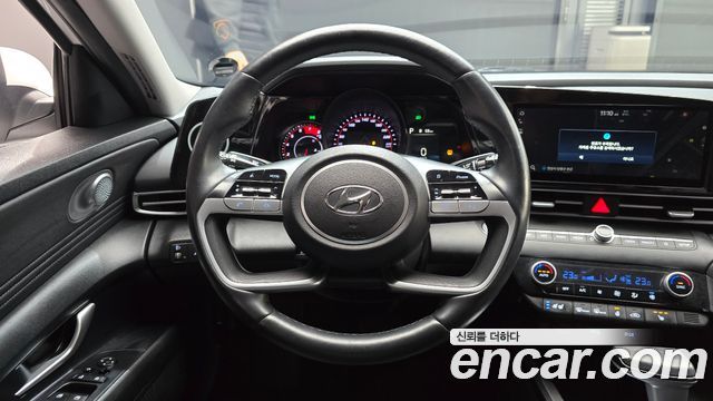 Hyundai AVANTE 2022 — photo 13