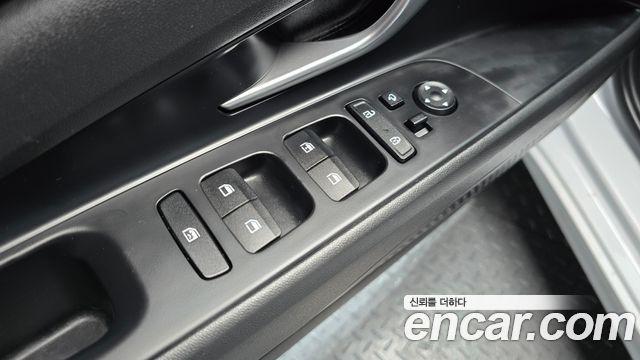 Hyundai AVANTE 2022 — photo 14
