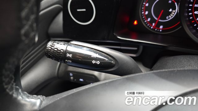 Hyundai AVANTE 2022 — photo 16