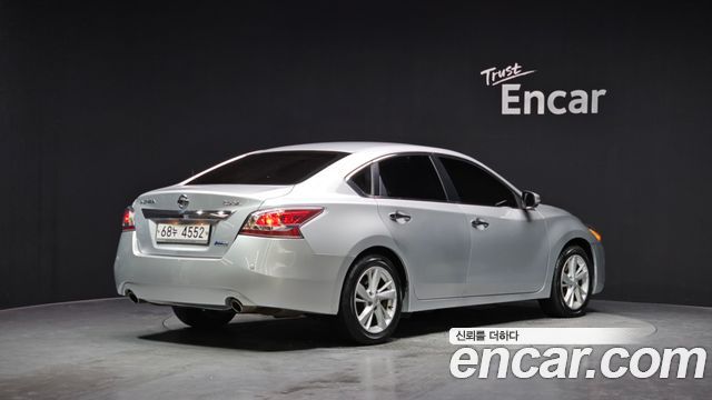 Nissan Altima 2014 — photo 2