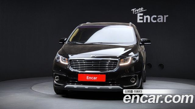 Kia Canival 2016 — photo 3