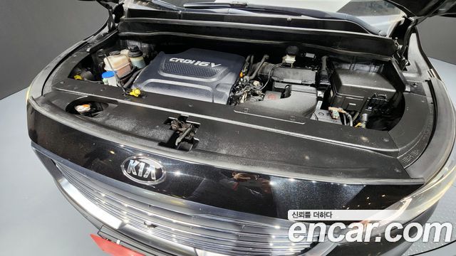Kia Canival 2016 — photo 6