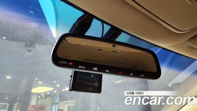 Kia Canival 2016 — photo 17