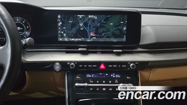 Kia Canival 2023 — photo 14