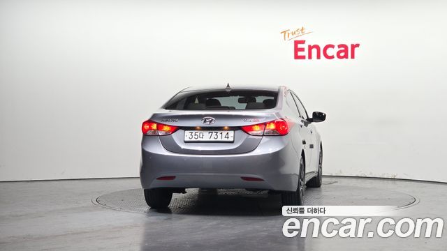 Hyundai AVANTE 2011 — photo 4