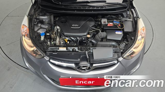 Hyundai AVANTE 2011 — photo 6