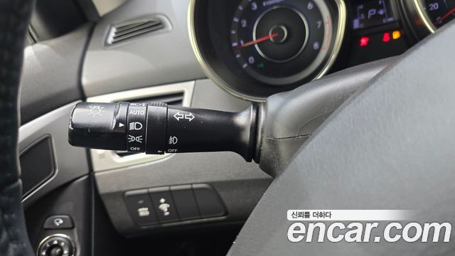 Hyundai AVANTE 2011 — photo 16