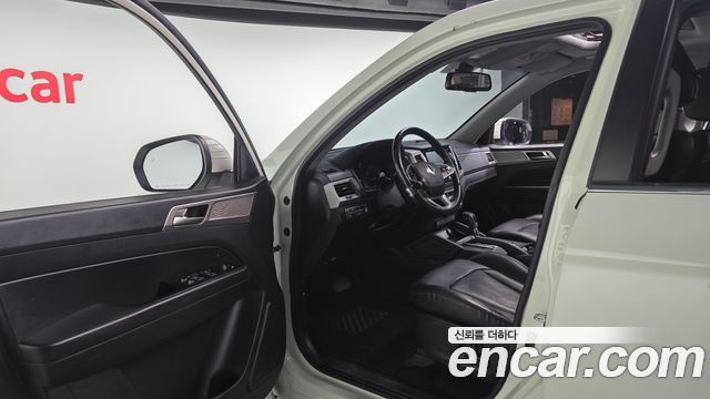 KG Mobility Rexton 2018 — photo 10
