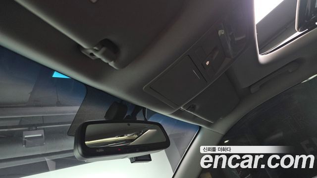 KG Mobility Rexton 2018 — photo 19