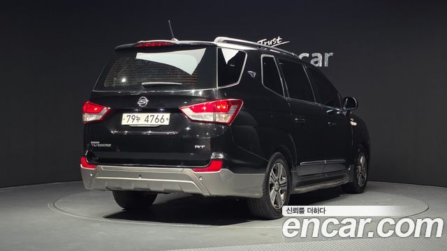 KG Mobility KORANDO 2015 — photo 2