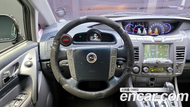 KG Mobility KORANDO 2015 — photo 14