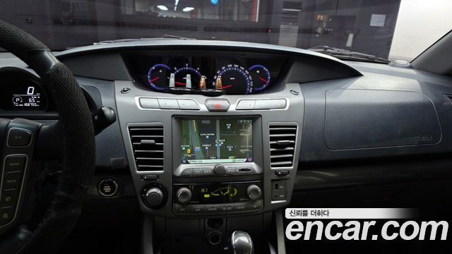 KG Mobility KORANDO 2015 — photo 15