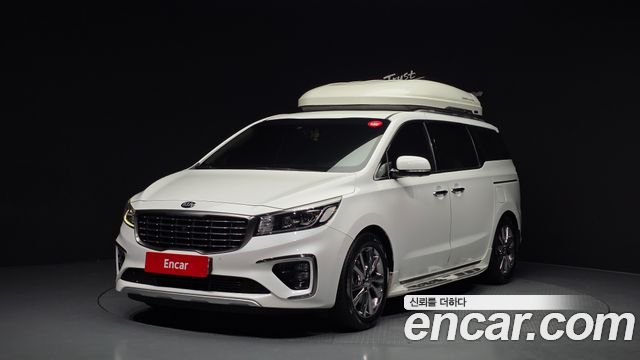 Kia Canival 2019 — photo 1