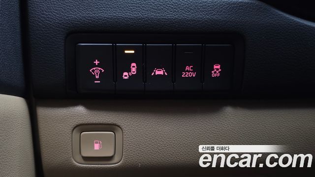Kia Canival 2019 — photo 17