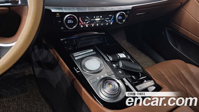 Genesis G80 2022 — photo 9