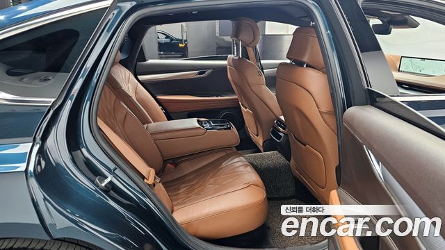 Genesis G80 2022 — photo 12