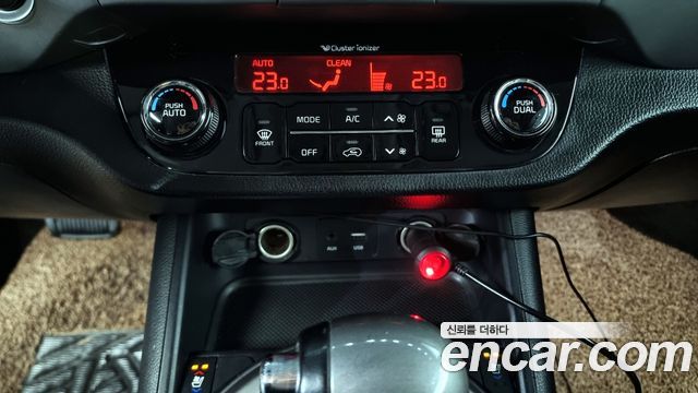 Kia Sportage 2016 — photo 18