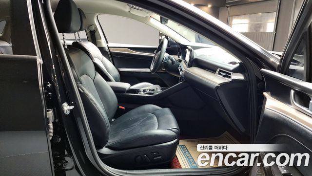 Kia K5 2021 — photo 10