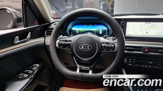 Kia K5 2021 — photo 14