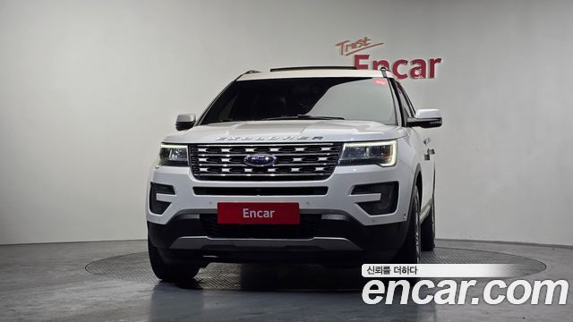 Ford Explorer 2016 — photo 3