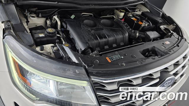 Ford Explorer 2016 — photo 6