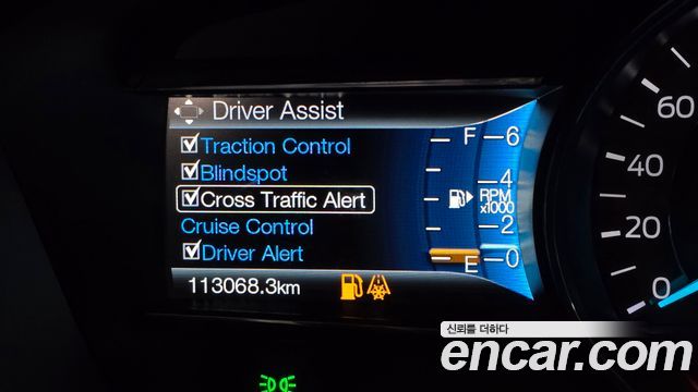 Ford Explorer 2016 — photo 16