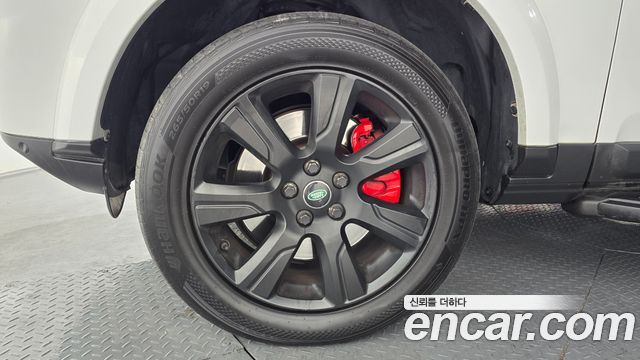 Land Rover Discovery 2015 — photo 5