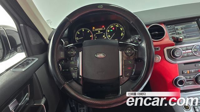 Land Rover Discovery 2015 — photo 13