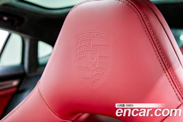 Porsche Panamera 2022 — photo 13