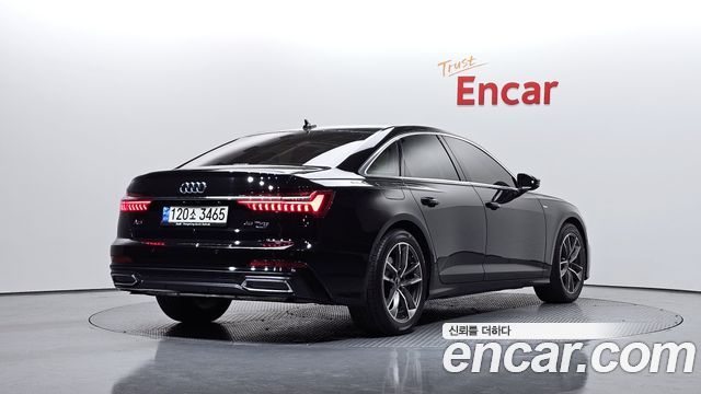 Audi A6 2021 — photo 2