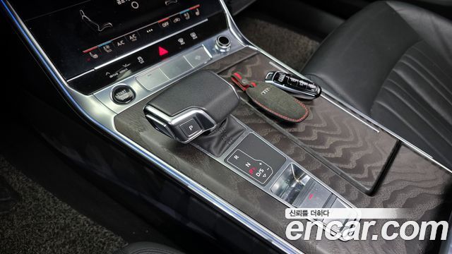 Audi A6 2021 — photo 9