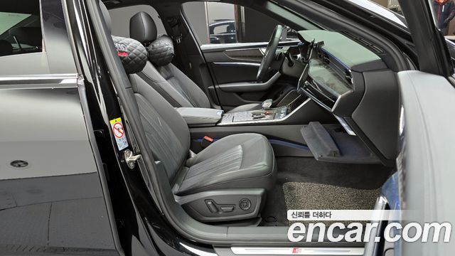 Audi A6 2021 — photo 10