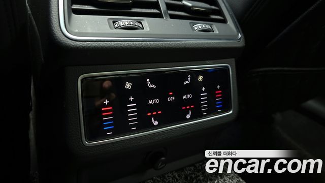 Audi A6 2021 — photo 16