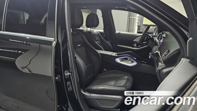 Mercedes-Benz GLE-Class 2023 — photo 10