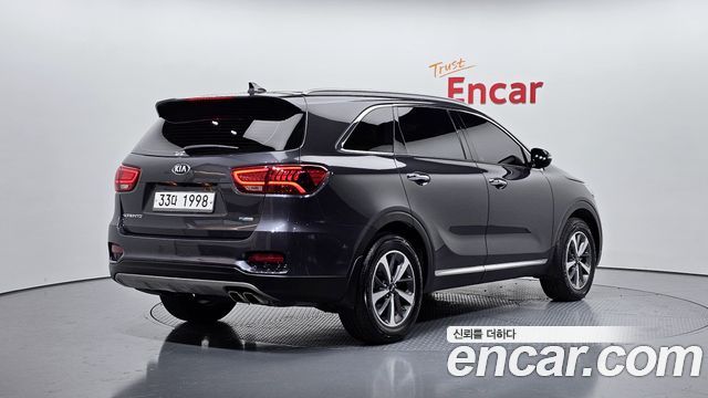 Kia Sorento 2019 — photo 2