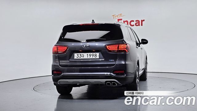 Kia Sorento 2019 — photo 4