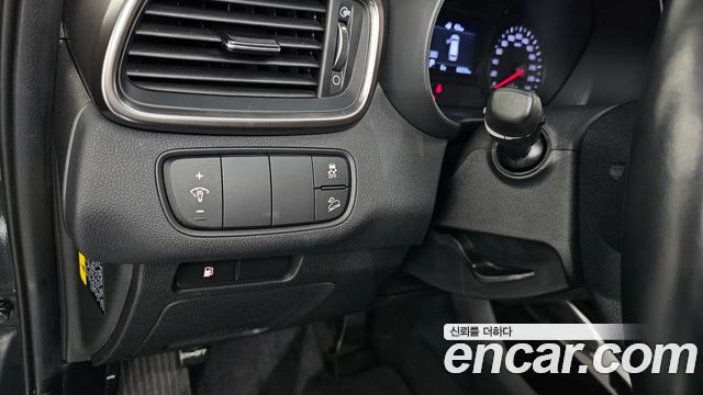 Kia Sorento 2019 — photo 16