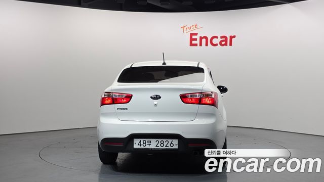 Kia pride 2014 — photo 4