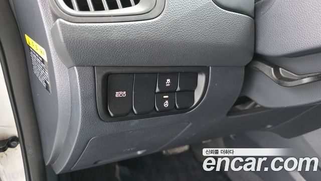 Kia pride 2014 — photo 13