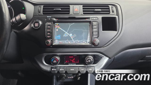 Kia pride 2014 — photo 15