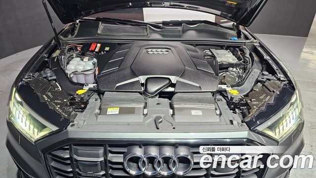 Audi Q7 2022 — photo 6