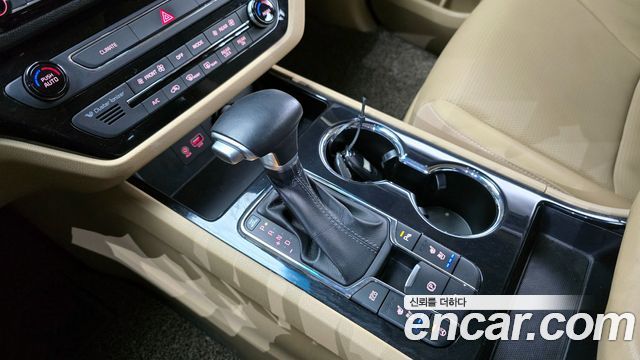 Kia Canival 2020 — photo 9