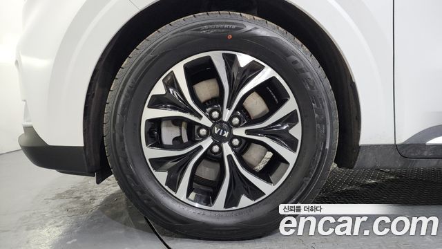 Kia Canival 2021 — photo 5
