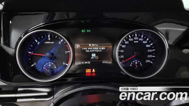 Kia Canival 2021 — photo 8