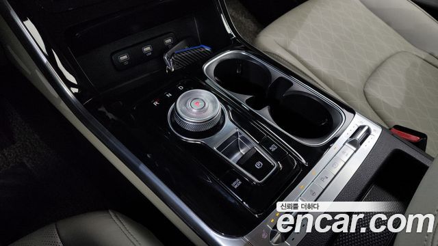Kia Canival 2021 — photo 9