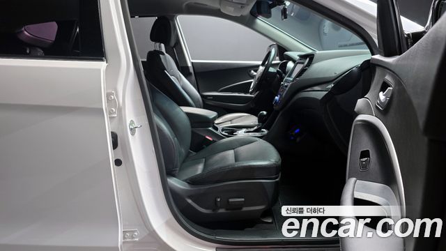Hyundai Santafe 2017 — photo 10