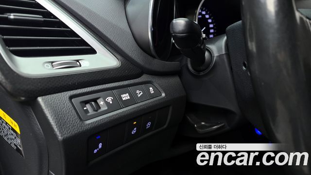 Hyundai Santafe 2017 — photo 17
