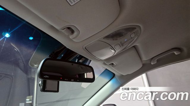 Hyundai Santafe 2017 — photo 19