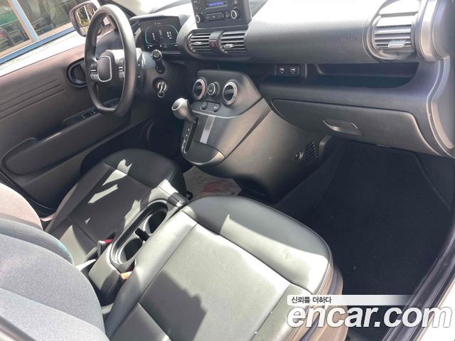 Hyundai Casper 2023 — photo 11
