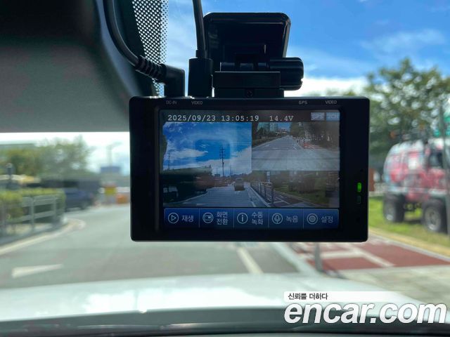 Hyundai Casper 2023 — photo 17